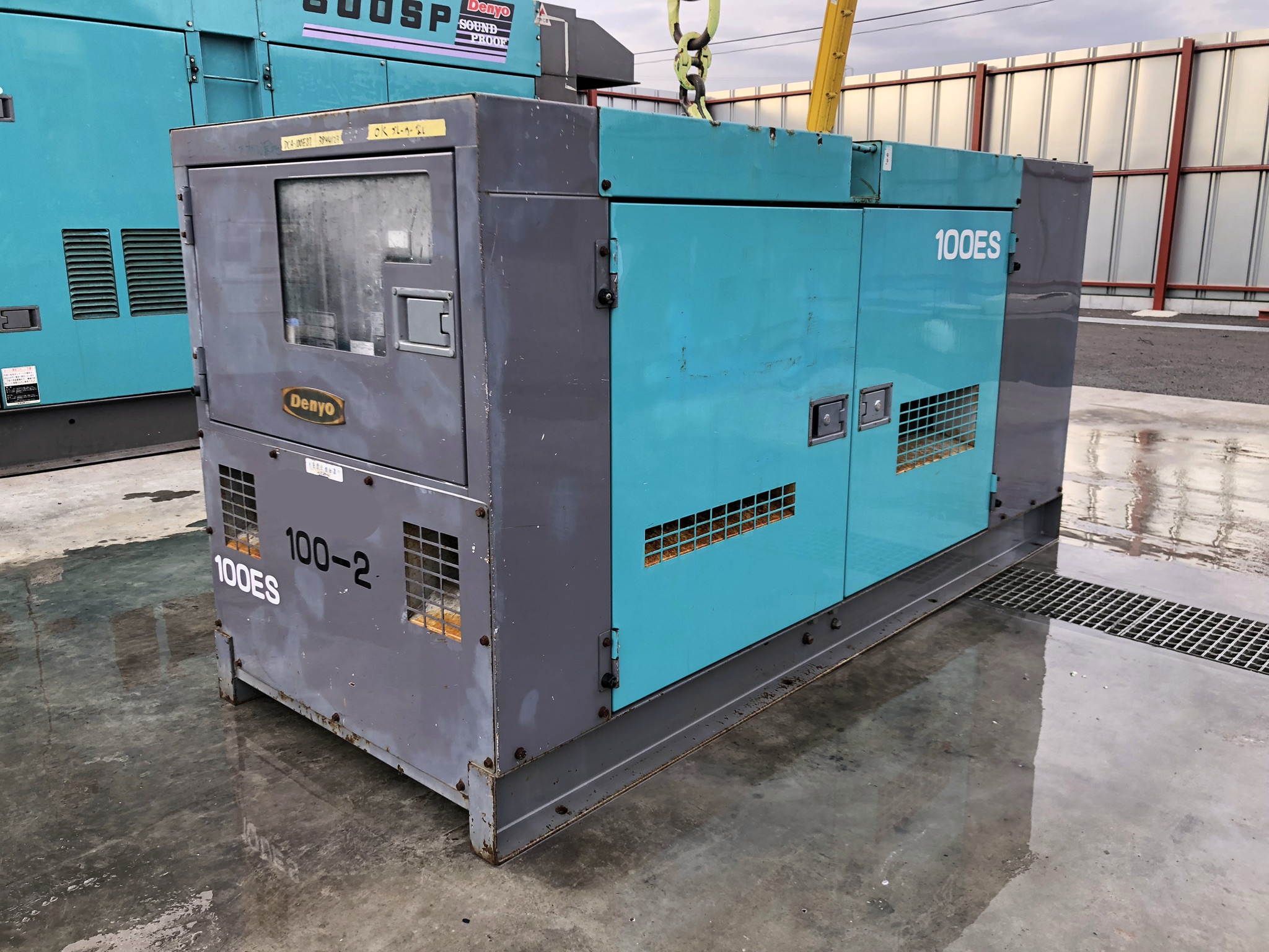 中古発電機 DCA-100ESI #112-1