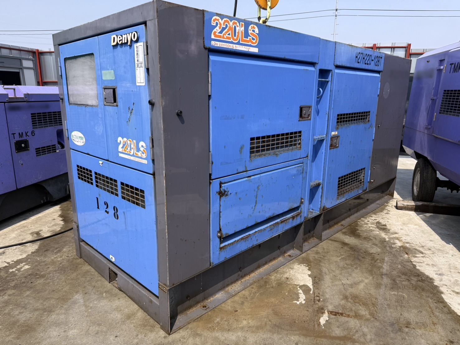 中古発電機 DCA-220LSIE #125-9